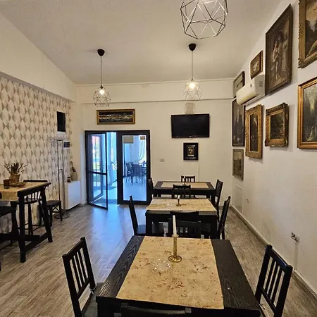 Neferprod - Is - Cam 03 Apartamento Timişoara